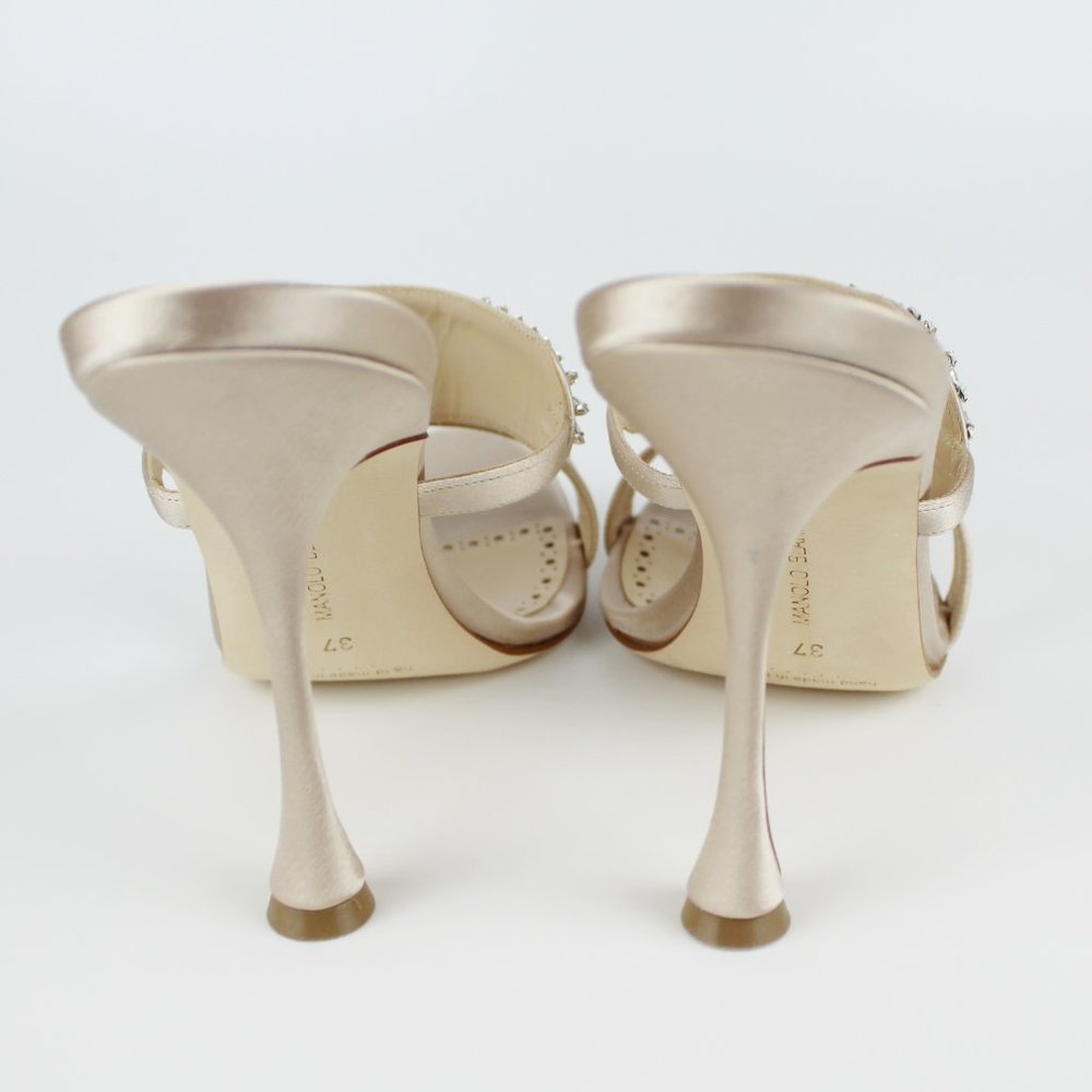 NEW MANOLO BLAHNIK Skysan Crystal Embellish Sandal - Picture 11 of 12